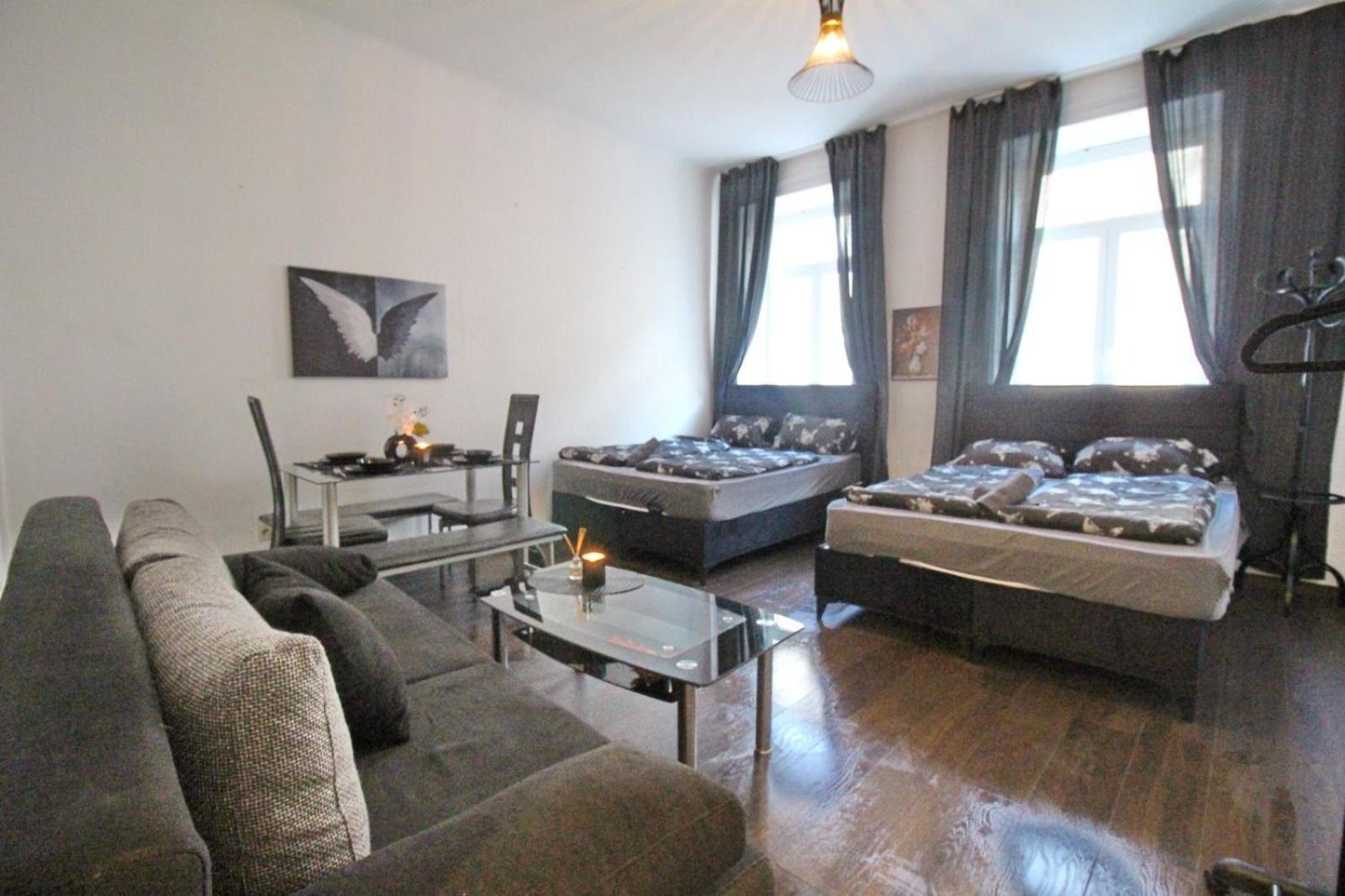 23Sam Apartment Vienna 23 Malfattigasse Viena Exterior foto