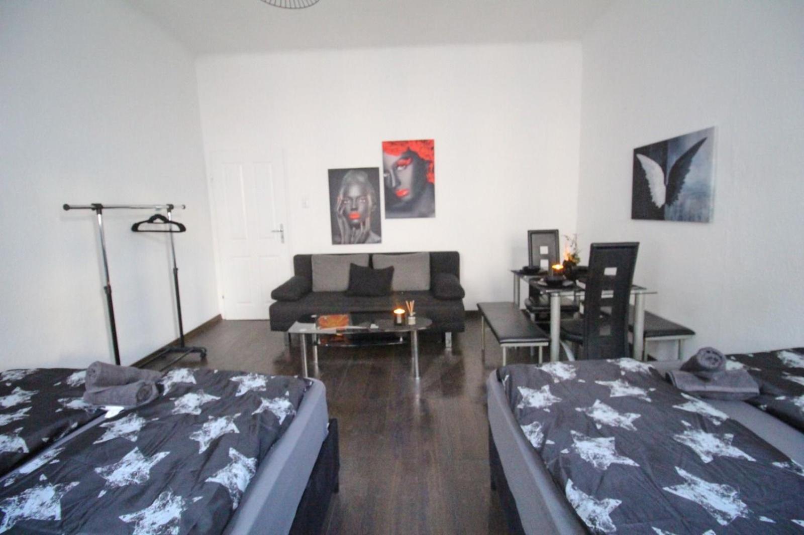 23Sam Apartment Vienna 23 Malfattigasse Viena Exterior foto