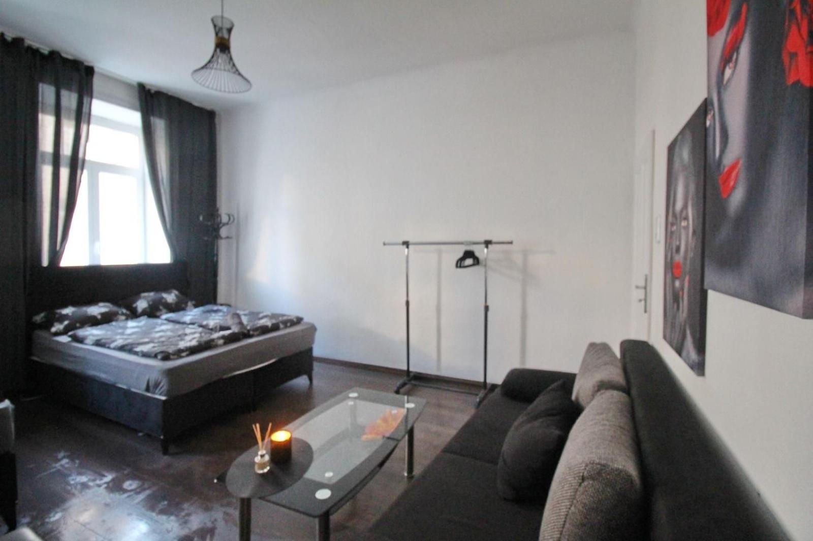 23Sam Apartment Vienna 23 Malfattigasse Viena Exterior foto